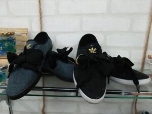 adidas originals スニーカー入荷